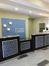 Hotel Holiday Inn Express Hotel & Suites Albert Lea photo 5