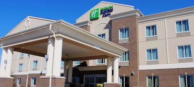 Holiday Inn Express Hotel & Suites Albert Lea