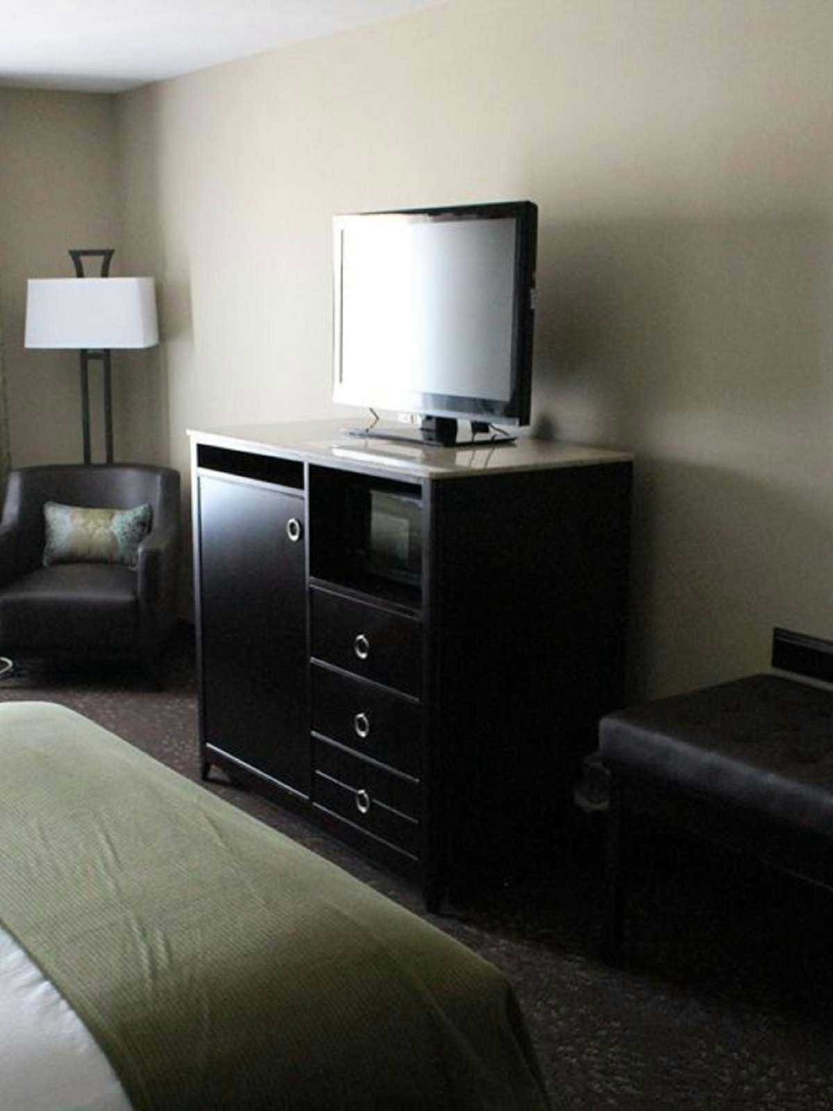 Hotel Holiday Inn Express Hotel & Suites Albert Lea photo 3