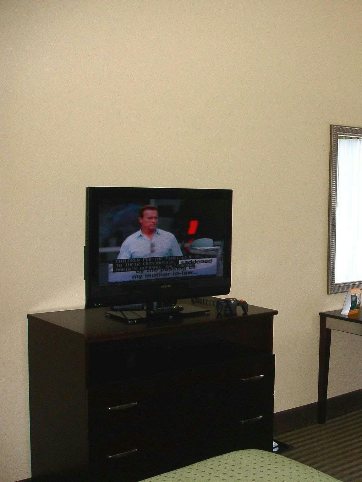 Hotel Holiday Inn Express Hotel & Suites Little River photo 2