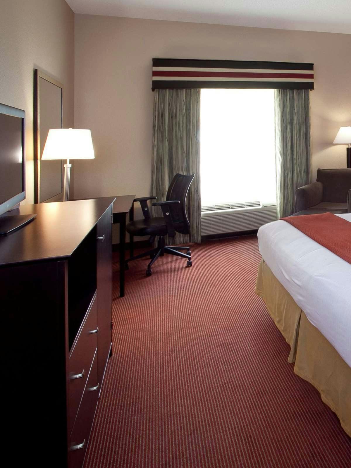 Hotel Holiday Inn Express Hotel & Suites John's Creek photo 2