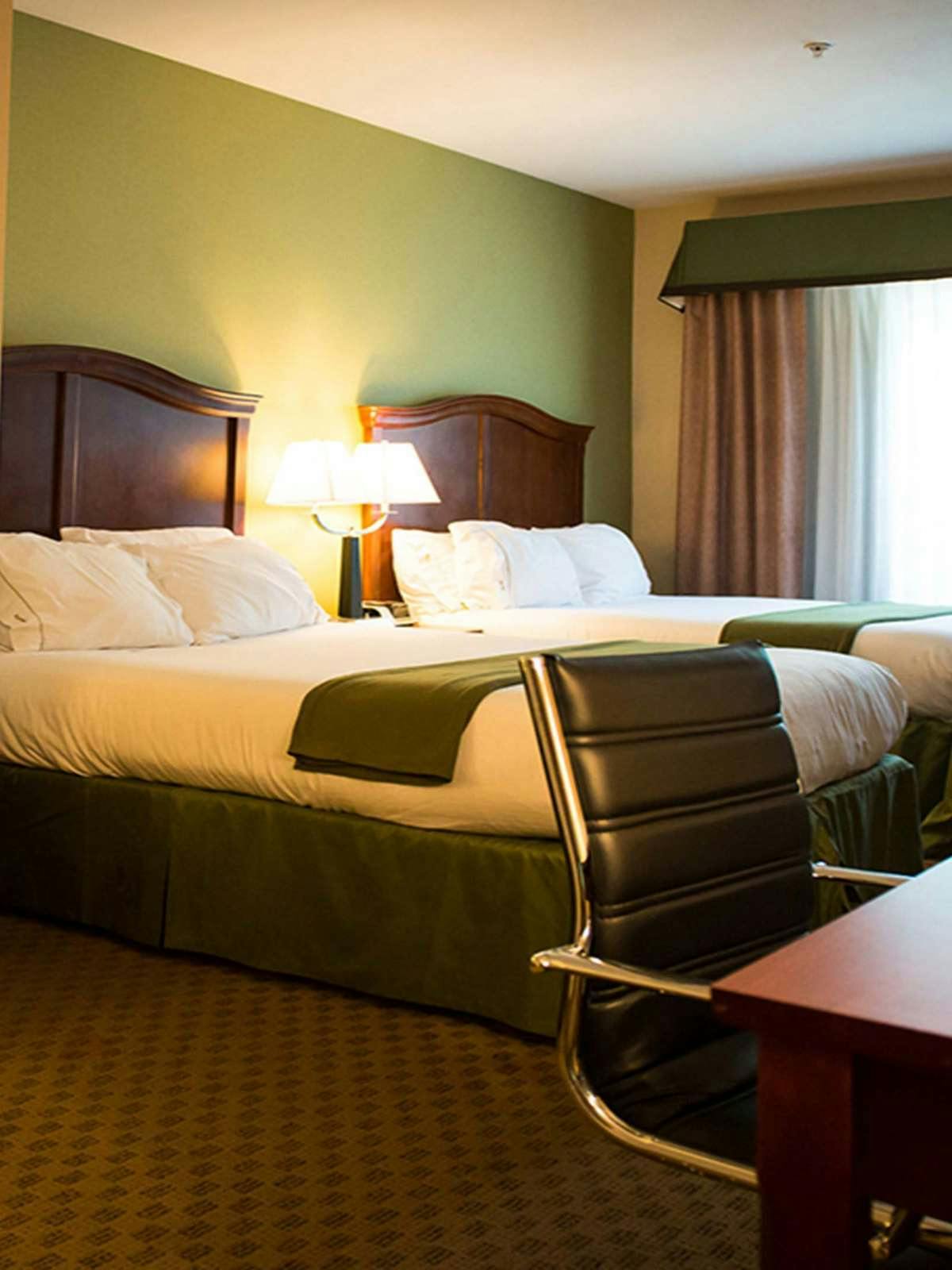 Hotel Holiday Inn Express La Plata photo 1