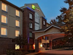 Holiday Inn Express Hotel & Suites Brandermill