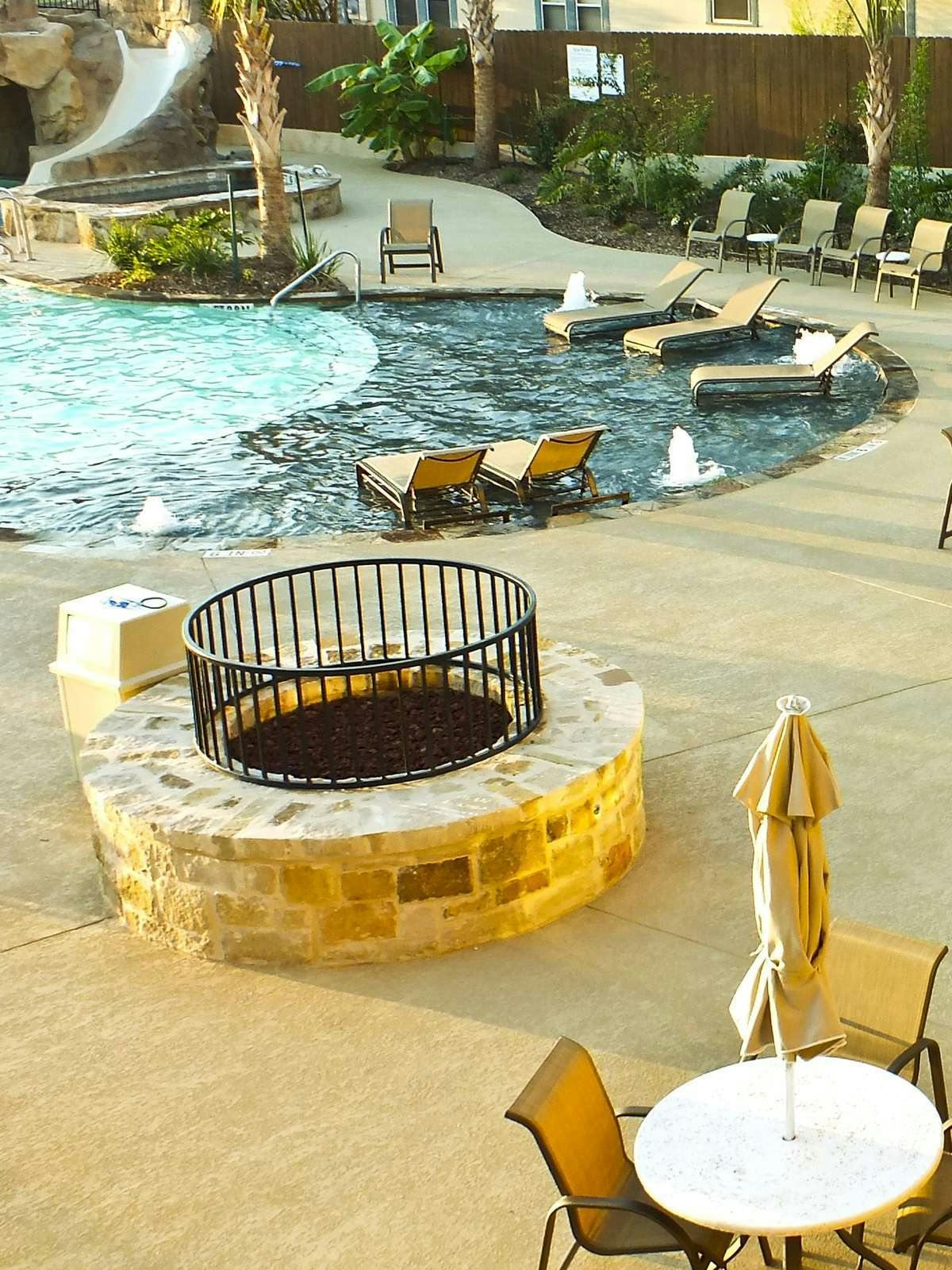 Hotel Holiday Inn Express Hotel & Suites Fredericksburg photo 3