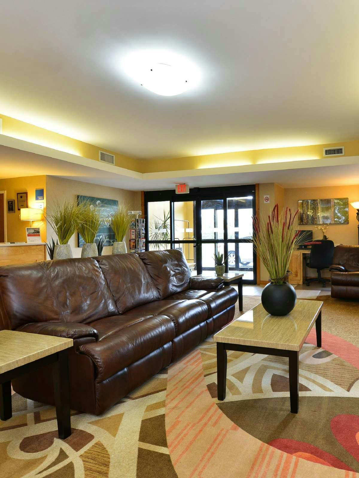 Hotel Holiday Inn Express Hotel & Suites Petersburg photo 4