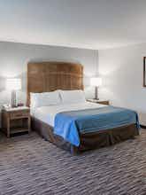 Hotel Holiday Inn Express Hotel & Suites Carpinteria photo 1