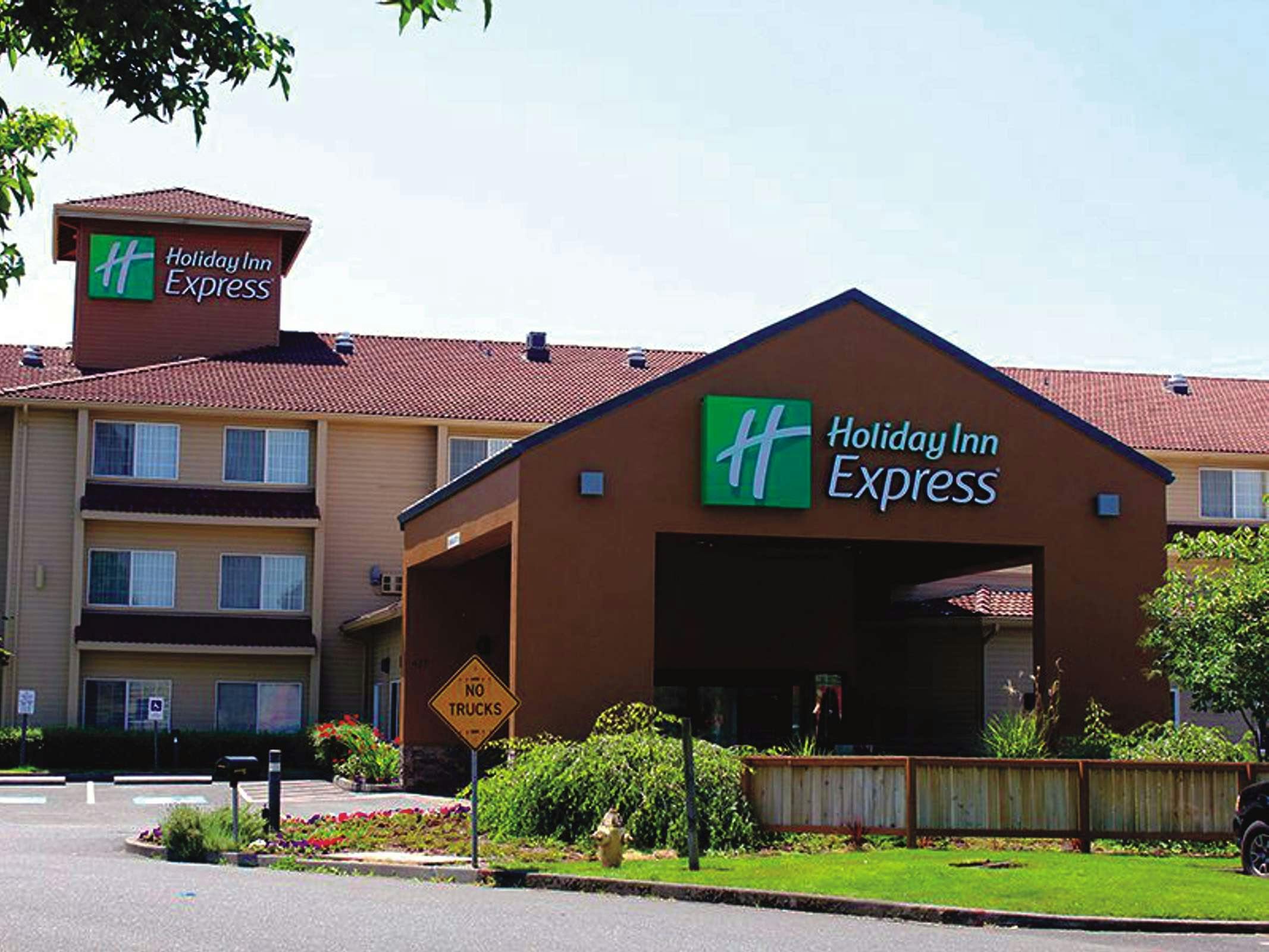 Holiday Inn Express Troutdale