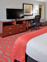 Hotel Holiday Inn Express Kearney photo 3