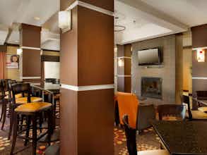 Hotel Holiday Inn Express Hotel & Suites Chattanooga Downtown photo 3