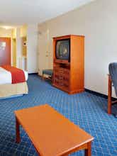 Hotel Holiday Inn Express Hotel & Suites Barrie photo 3