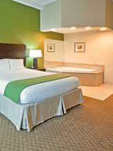 Hotel Holiday Inn Express Hotel & Suites Columbus photo 2