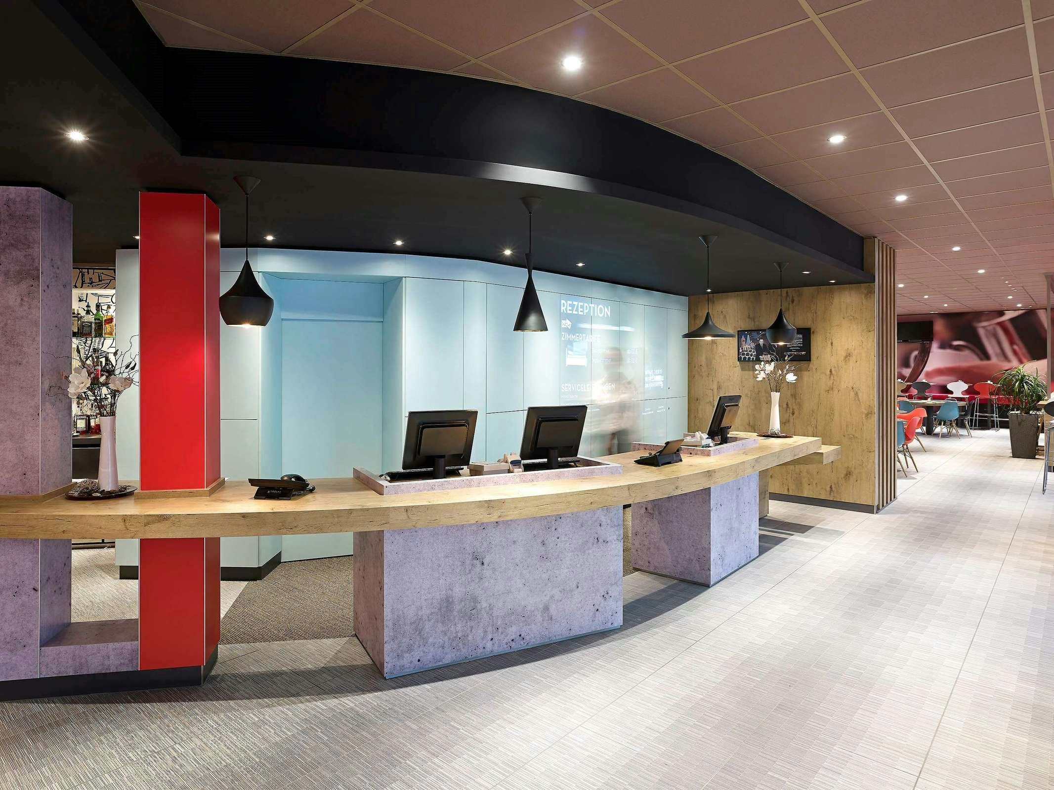 Hotel Ibis Koeln Centrum photo 4