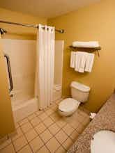 Hotel Holiday Inn Express Hotel & Suites Chicago Algonquin photo 2