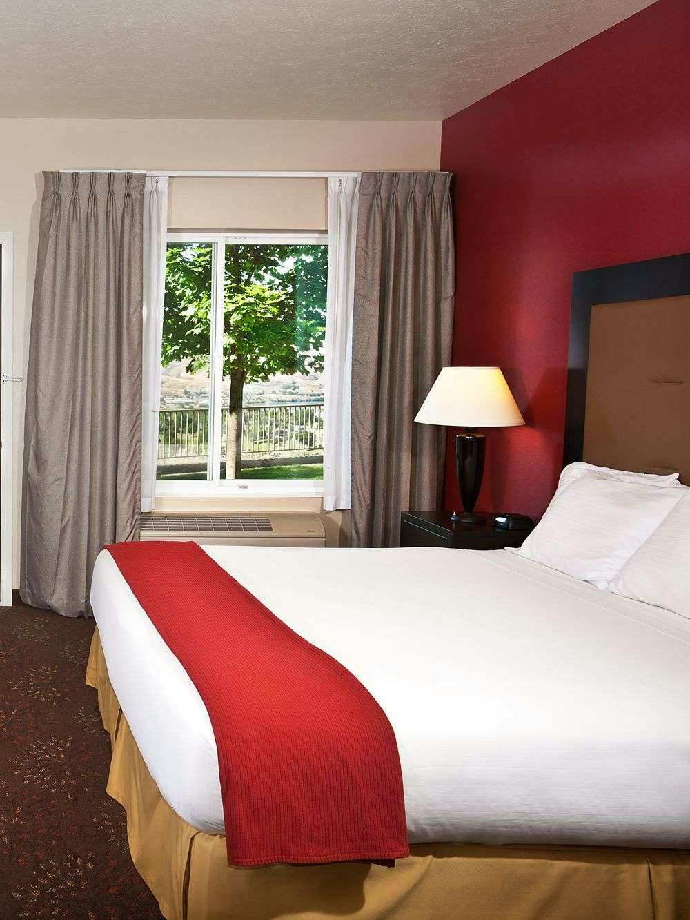 Hotel Holiday Inn Express Lewiston photo 1