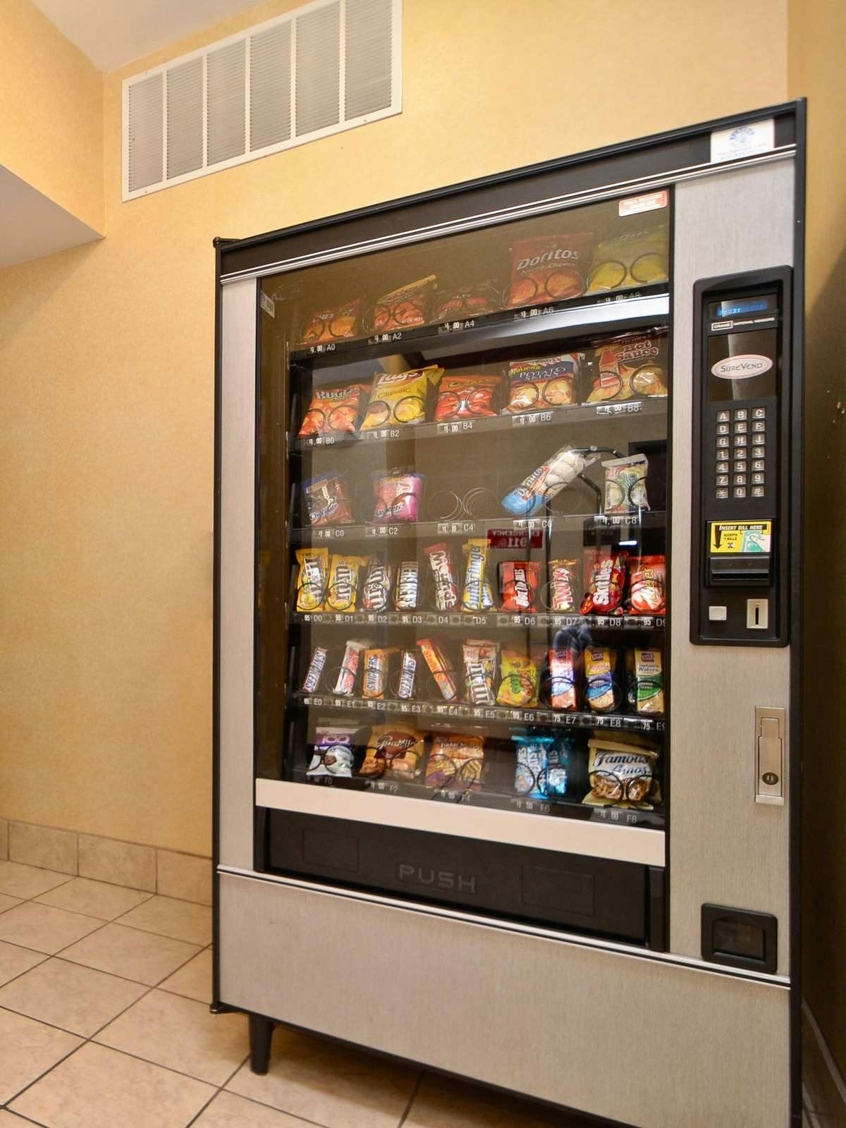 Hotel Holiday Inn Express Hotel & Suites Abilene Mall South photo 4