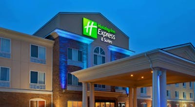 Holiday Inn Express Hotel & Suites Emporia Northwest