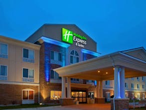 Holiday Inn Express Hotel & Suites Emporia Northwest