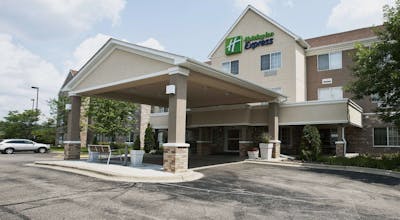 Holiday Inn Express Hotel & Suites Chicago Deerfield Lincolnshire