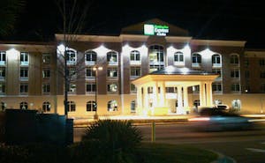 Holiday Inn Express Hotel & Suites Charleston Airport