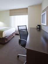 Hotel Holiday Inn Express Hotel & Suites Rogers photo 2