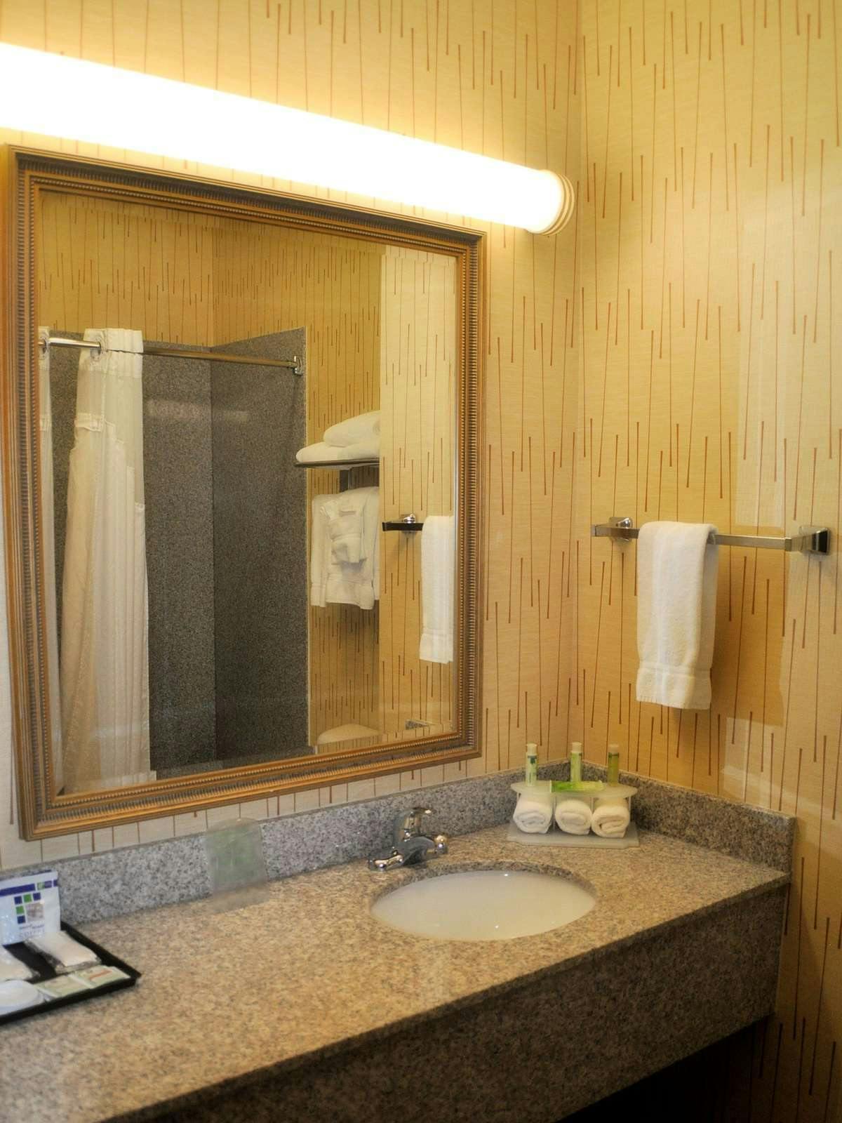 Hotel Holiday Inn Express White House photo 2