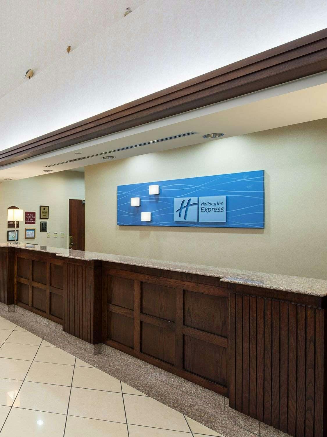 Hotel Holiday Inn Express Hauppauge photo 4