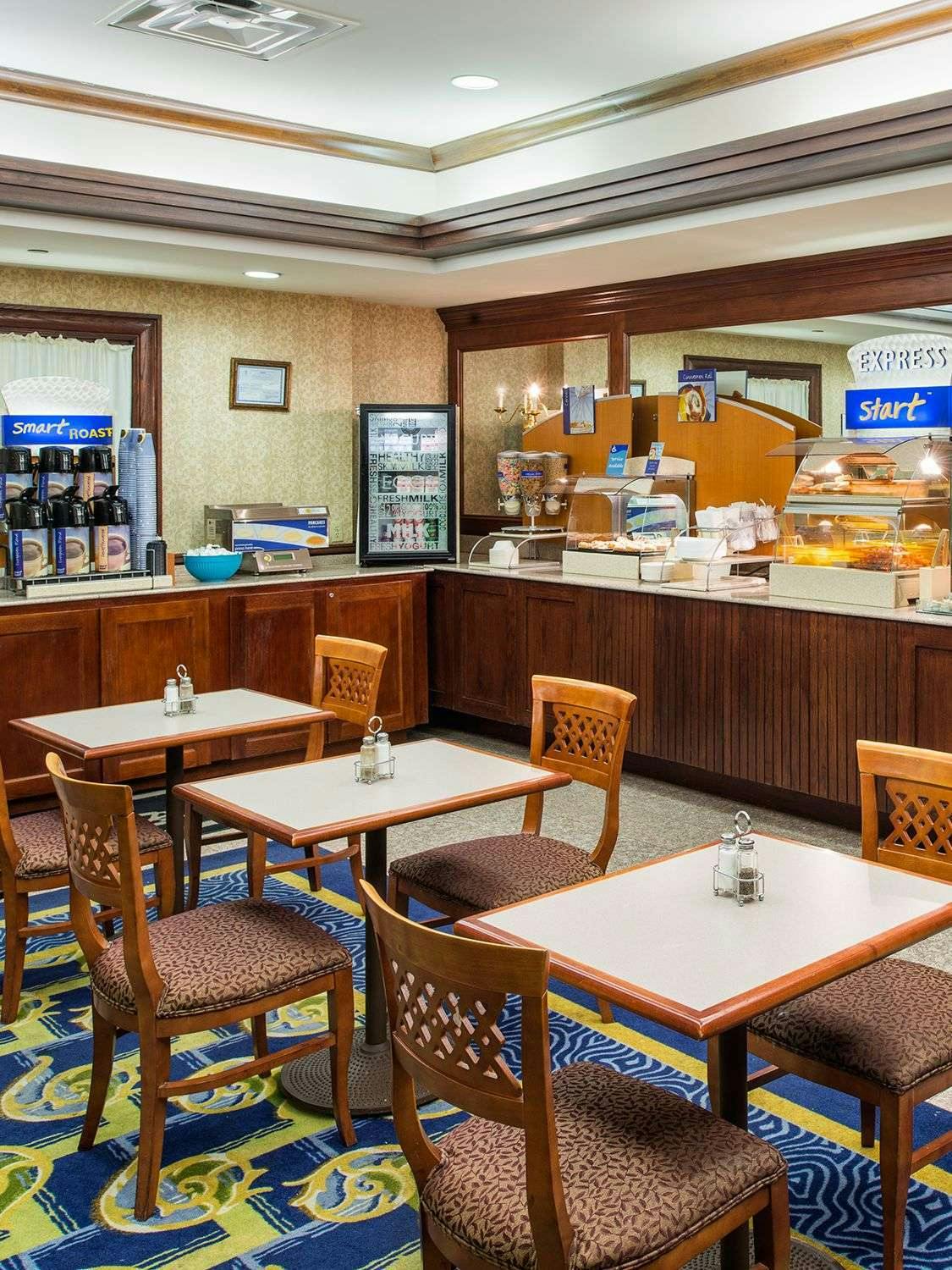 Hotel Holiday Inn Express Hauppauge photo 5