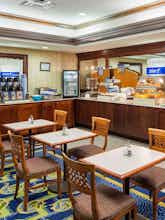 Hotel Holiday Inn Express Hauppauge photo 5