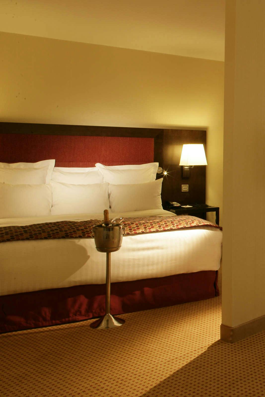 Hotel Pillo Hotel Ashbourne photo 1