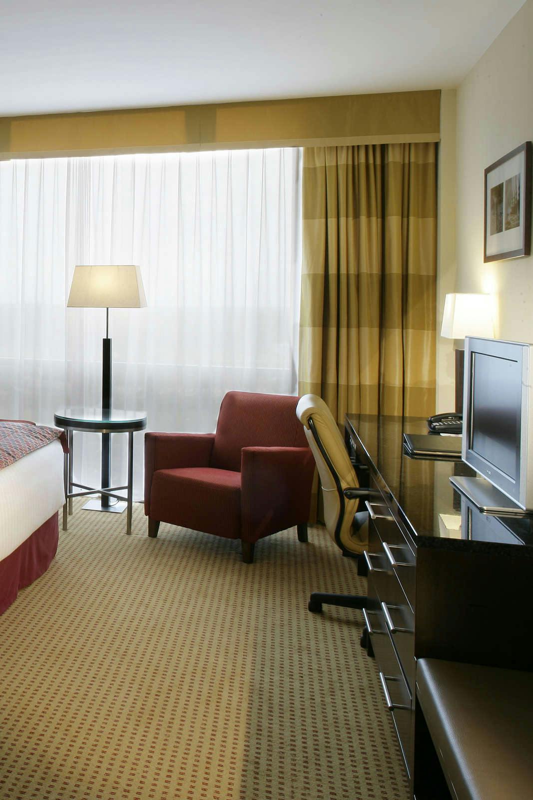 Hotel Pillo Hotel Ashbourne photo 5