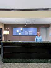 Hotel Holiday Inn Express Hotel & Suites Green Bay East photo 5