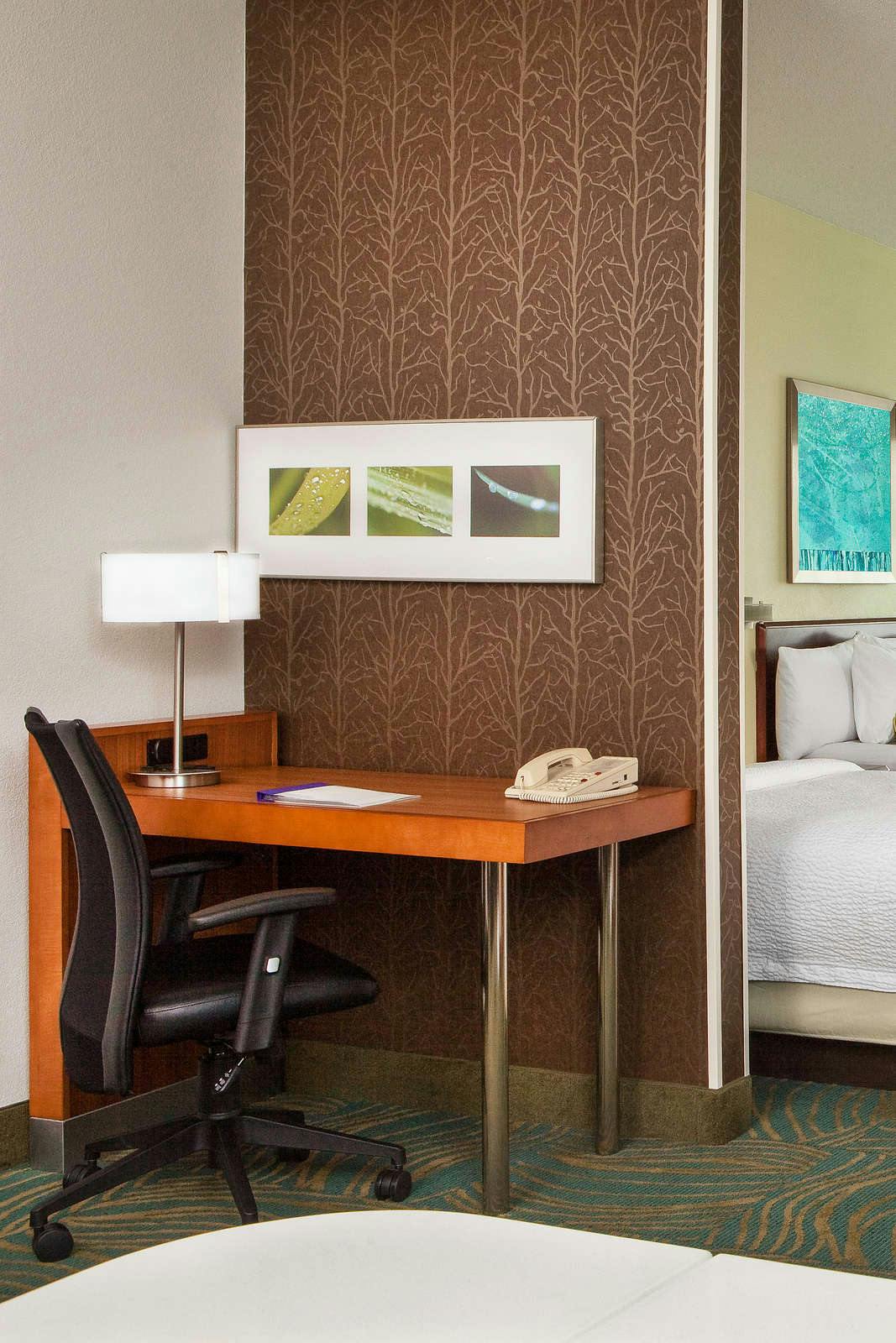 Hotel SpringHill Suites Boston Peabody photo 4