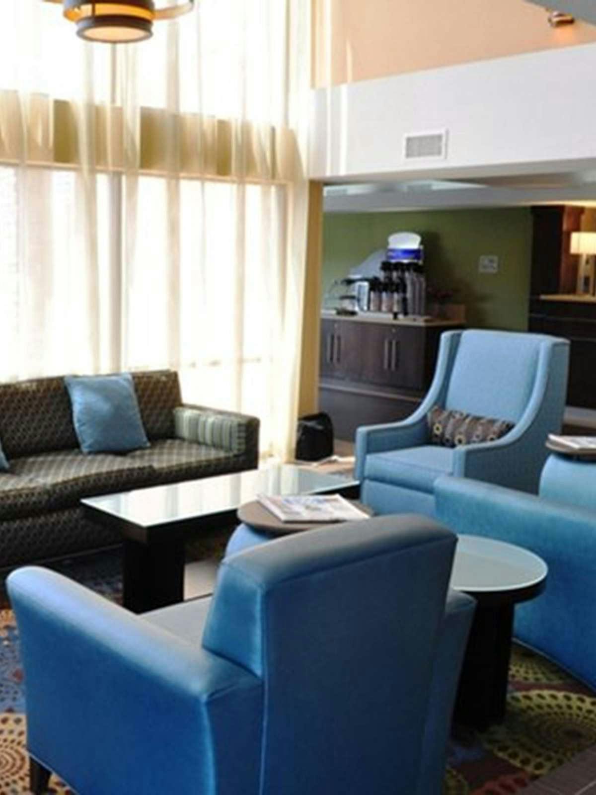 Hotel Holiday Inn Express National City photo 3