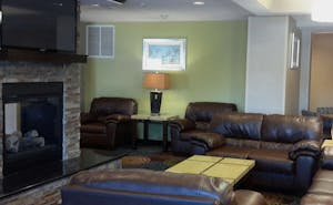 Holiday Inn Express Hotel & Suites Rochester West Medical Center