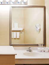 Hotel Holiday Inn Express Durham (UNH) photo 2