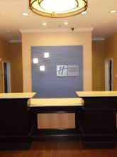 Hotel Holiday Inn Express Hotel & Suites Smithfield Selma photo 4