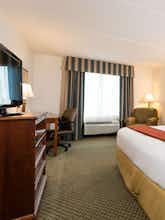 Hotel Holiday Inn Express Hotel & Suites Walterboro photo 3
