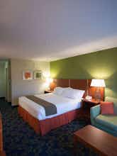 Hotel Holiday Inn Express Hotel & Suites Raleigh North Wake Forest photo 1