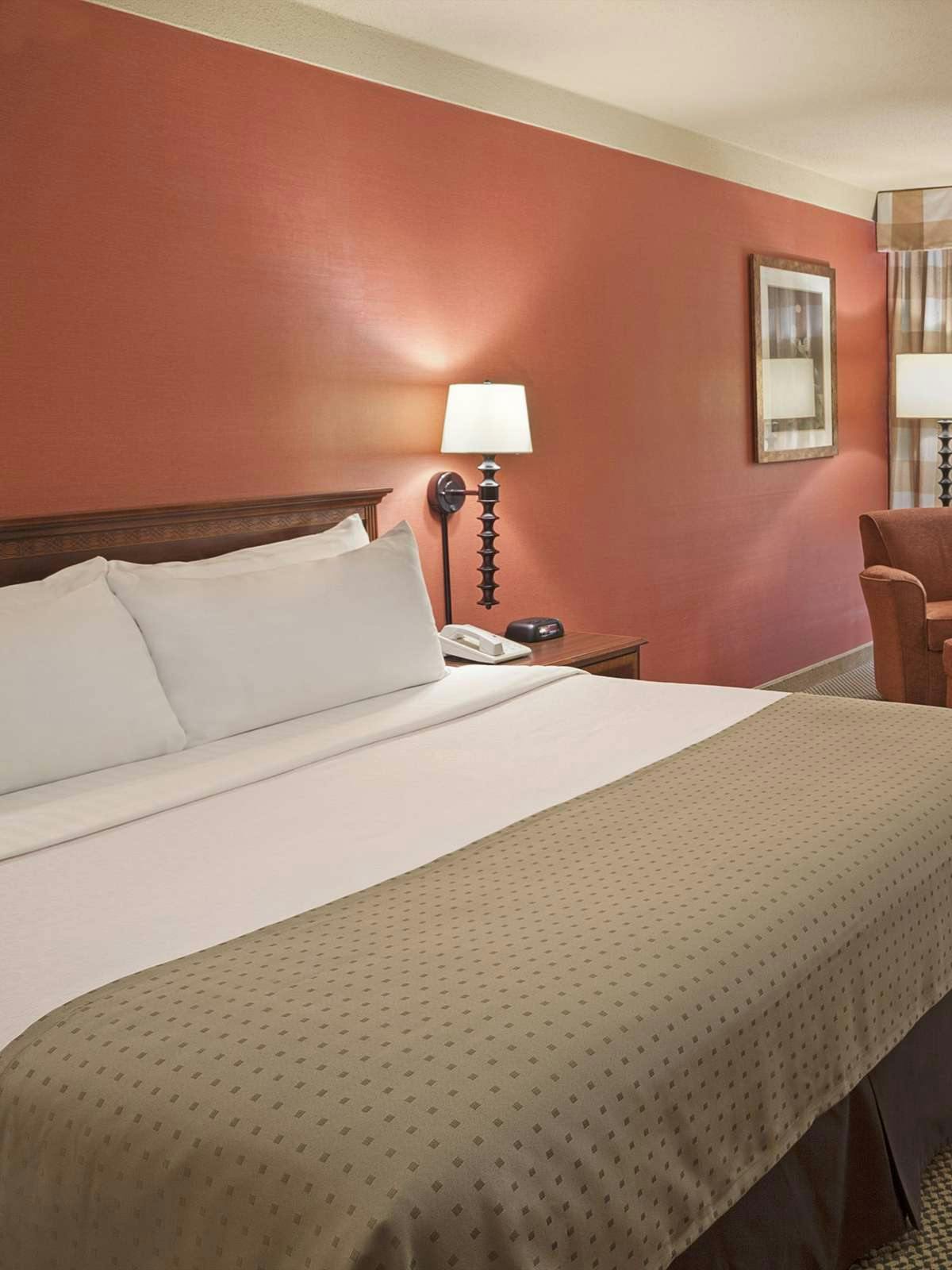 Hotel Holiday Inn Toronto Airport photo 1