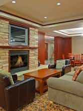 Hotel Holiday Inn Express Hotel & Suites Sherwood Park photo 4