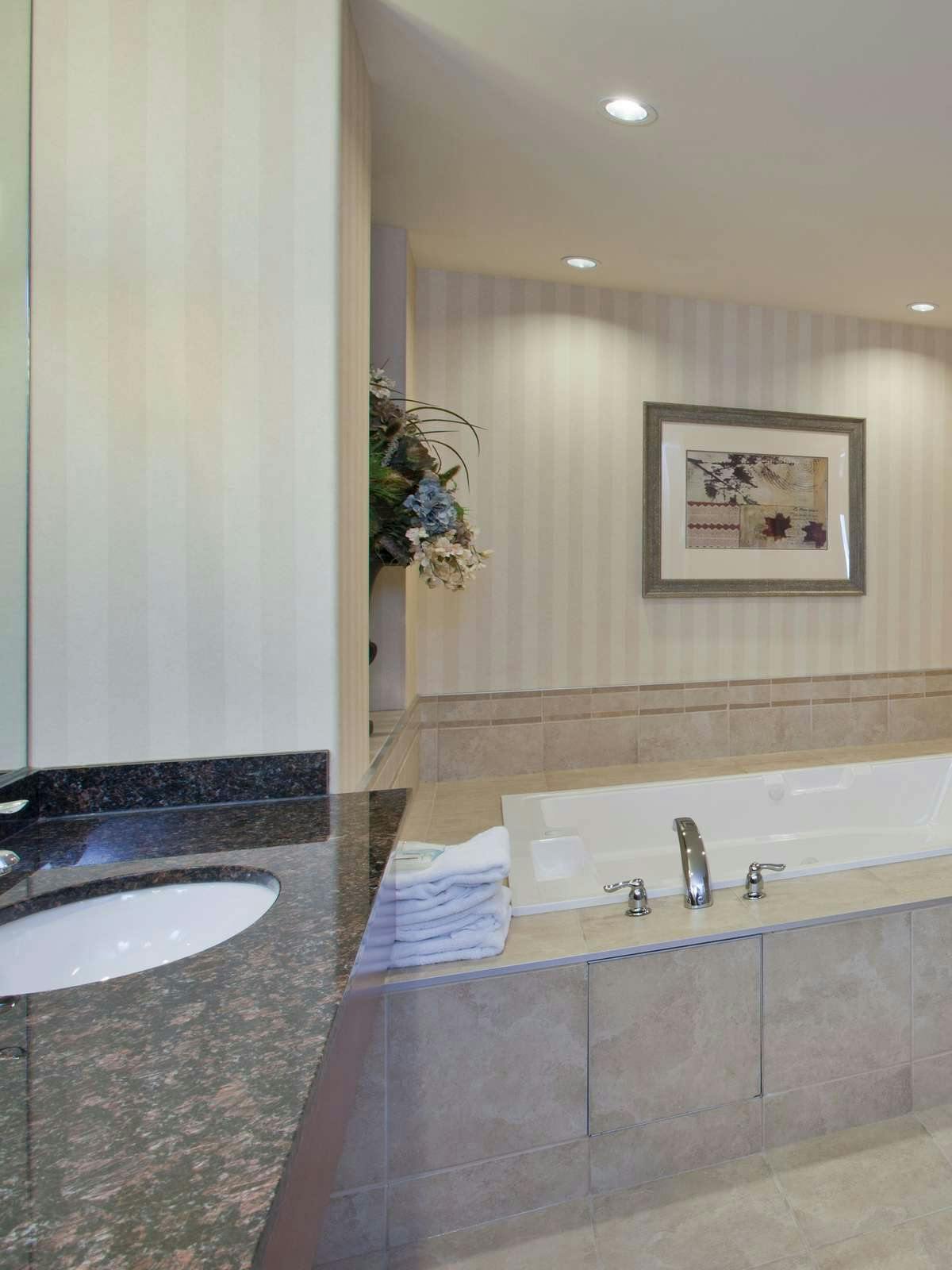 Hotel Holiday Inn Express Hotel & Suites Sherwood Park photo 2