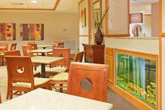 Hotel Holiday Inn Express Hotel & Suites Brattleboro photo 4