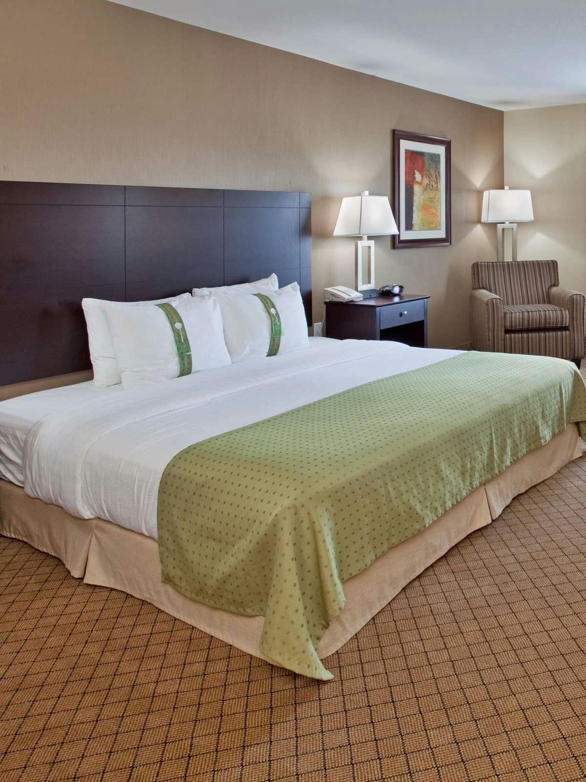 Hotel Holiday Inn Hotel & Suites Kamloops photo 1