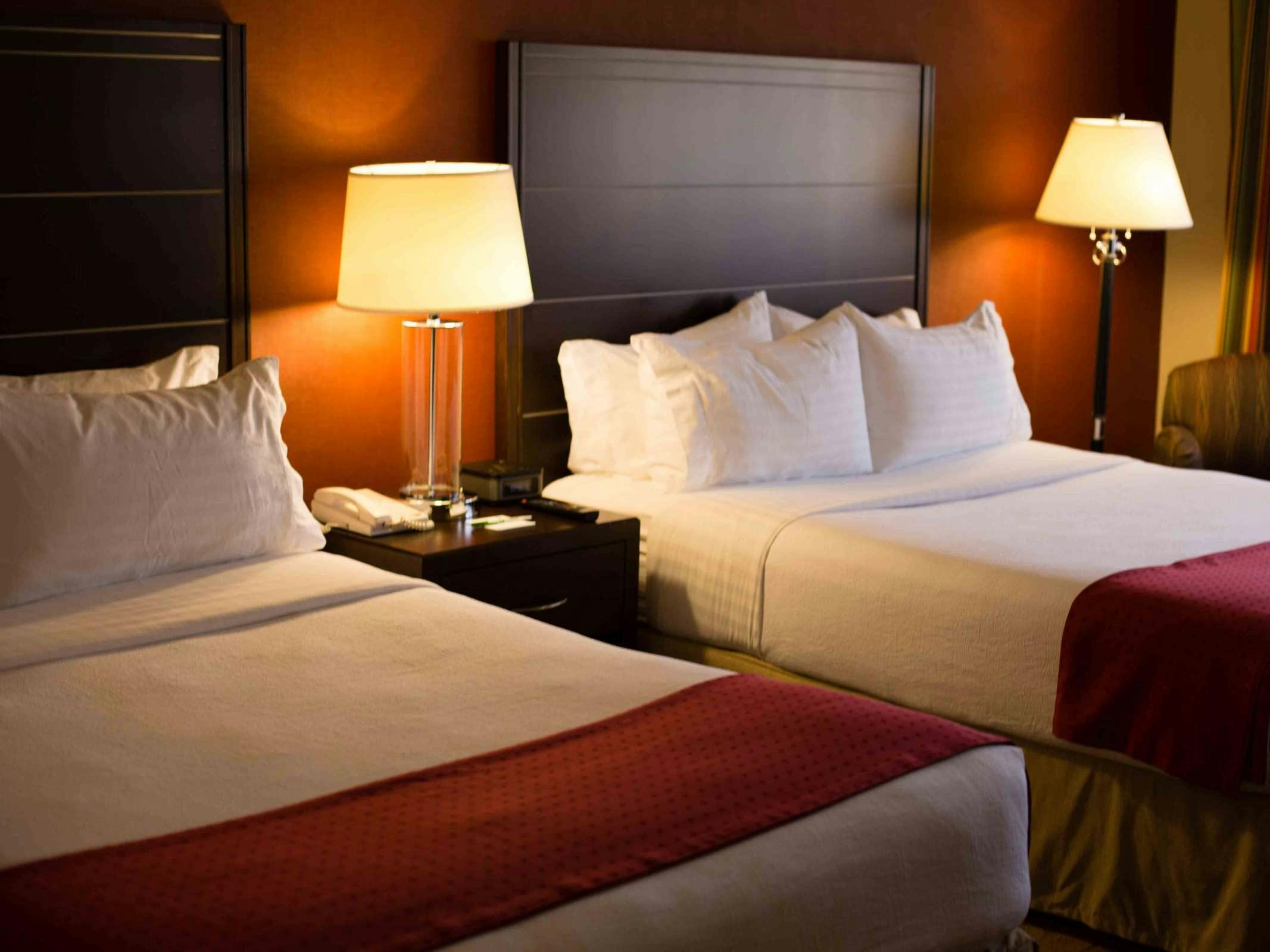 Holiday Inn Santa Ana Orange County Airport