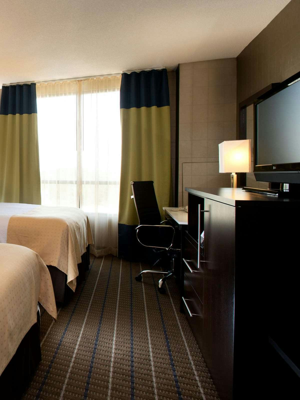 Hotel Holiday Inn Hotel & Suites Mississauga West Meadowvale photo 4