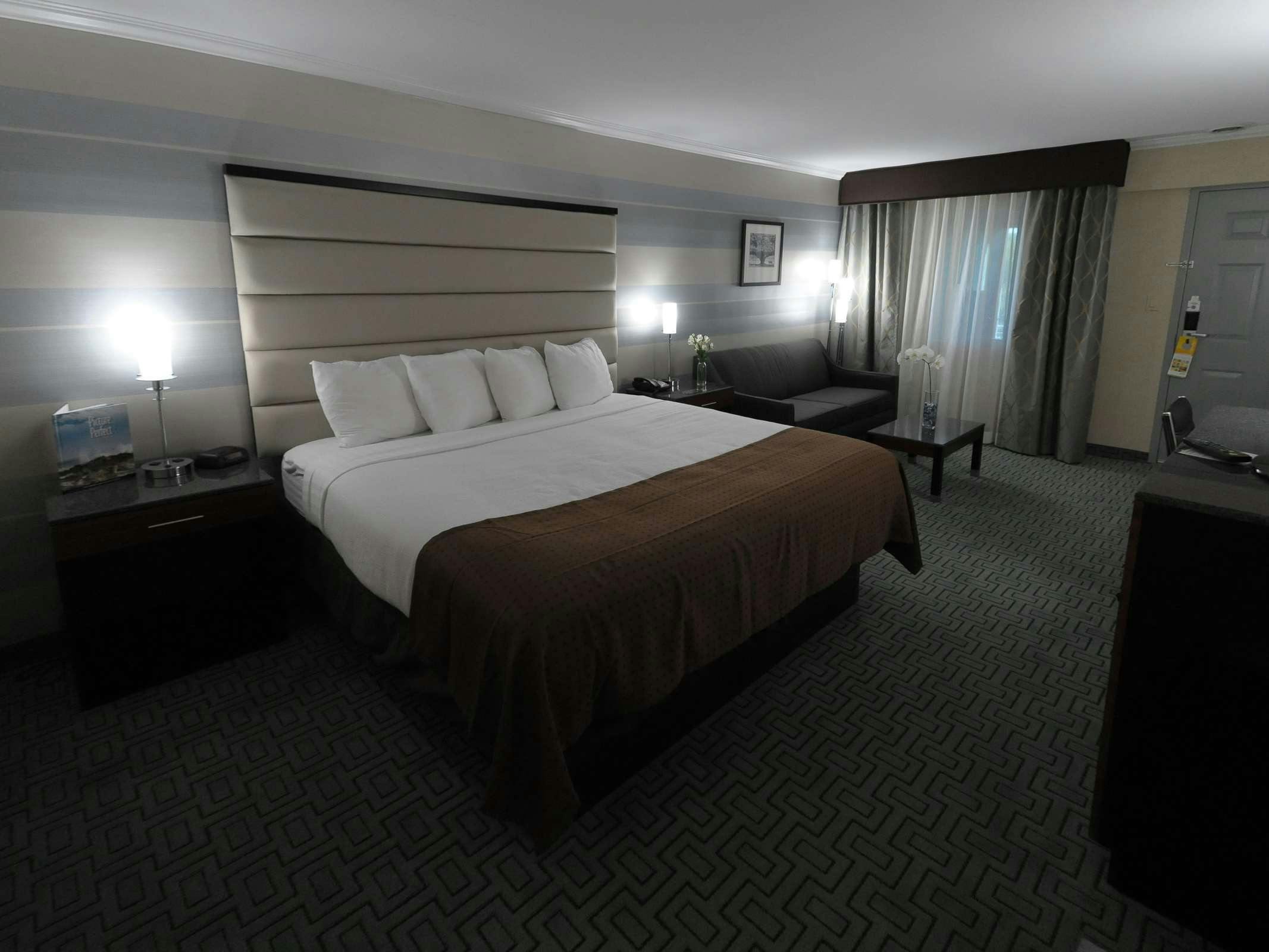 Holiday Inn Plainview Long Island