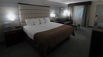 Holiday Inn Plainview Long Island