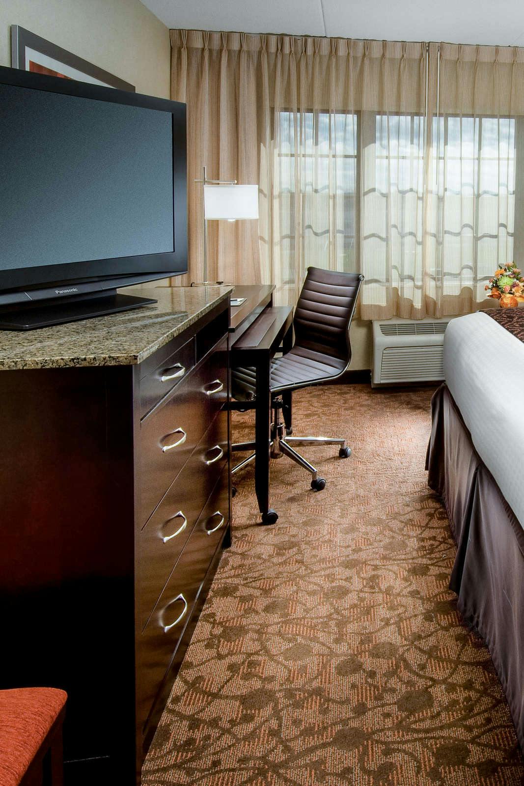 Hotel DoubleTree by Hilton Hotel Sterling - Dulles Airport photo 3