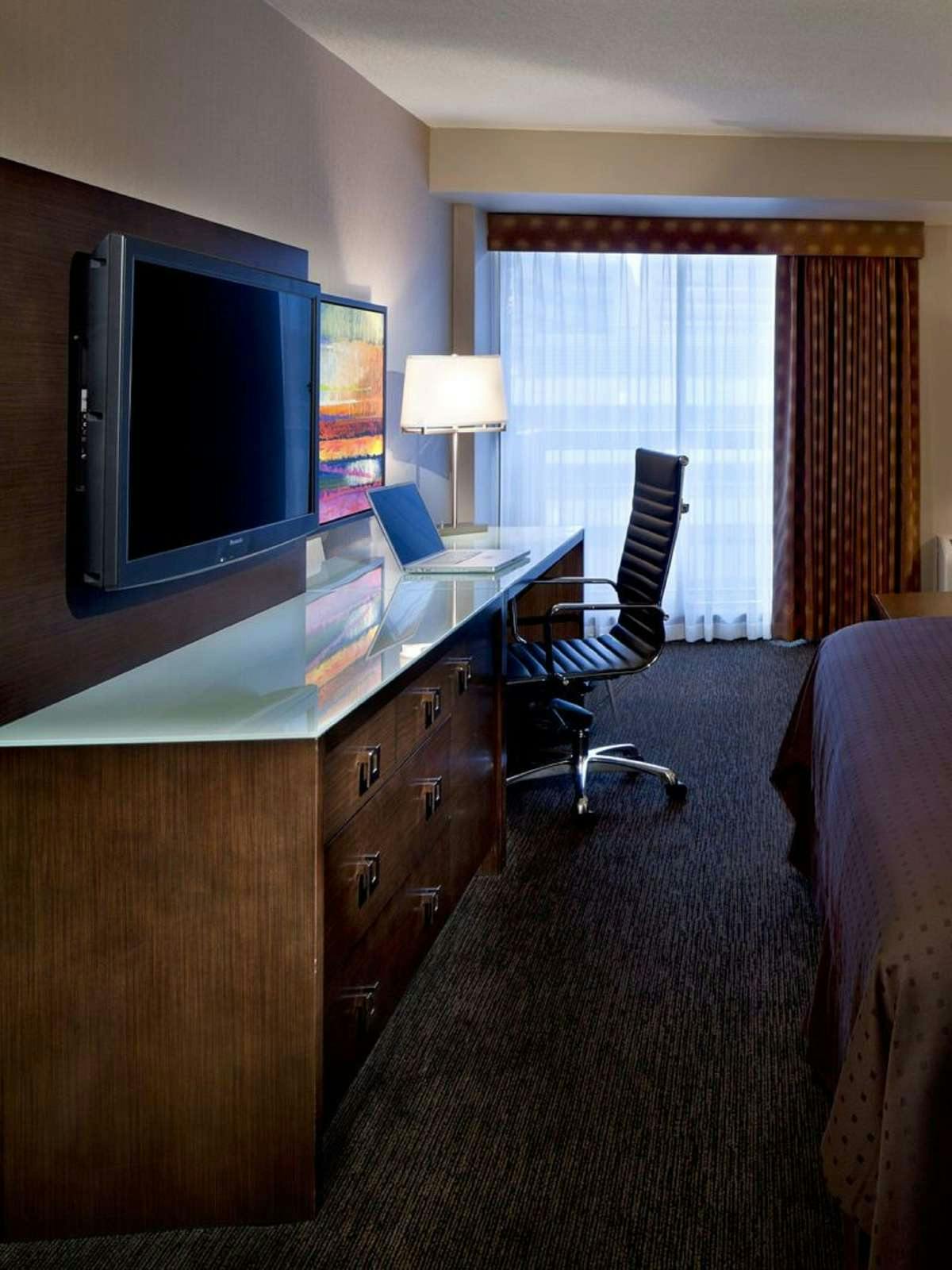 Hotel Holiday Inn Hotel & Suites Vancouver Downtown photo 2