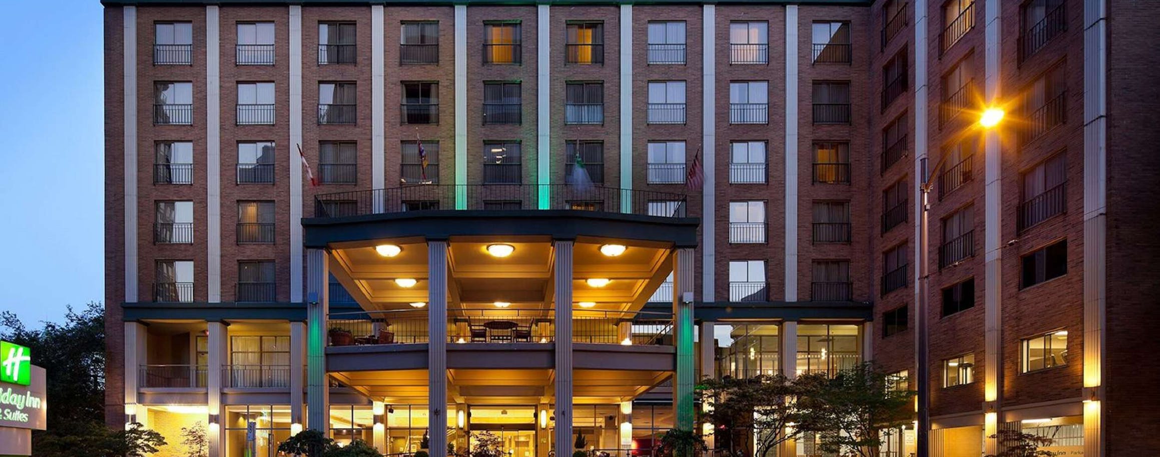 Holiday Inn Hotel & Suites Vancouver Downtown, Vancouver HotelTonight Holiday Inn Hotel & Suites Vancouver Downtown, Vancouver HotelTonight